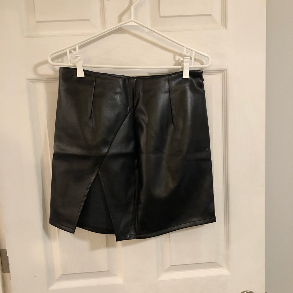 Leather skirt